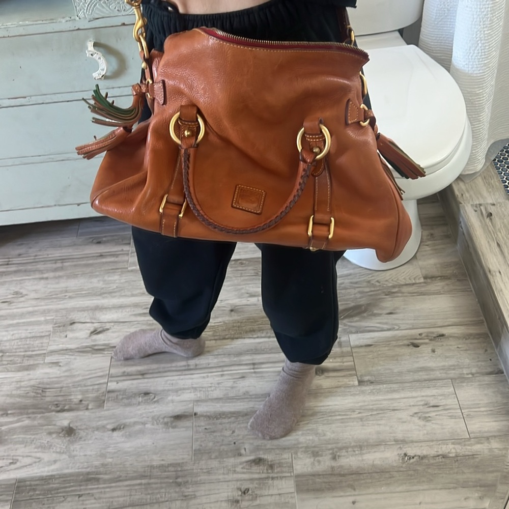 Dooney and Bourke Florentine hobo bag - Picture 11 of 11